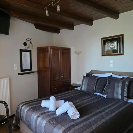 Guest house Xenonas Orizontes 3*