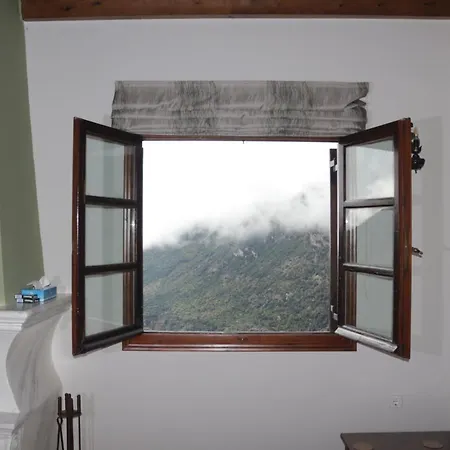 Xenonas Orizontes 3*